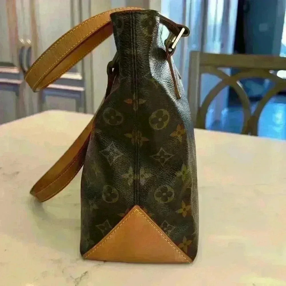 Vintage Louis Vuitton medium classic print shoulde/arm bag - Picture 3 of 8